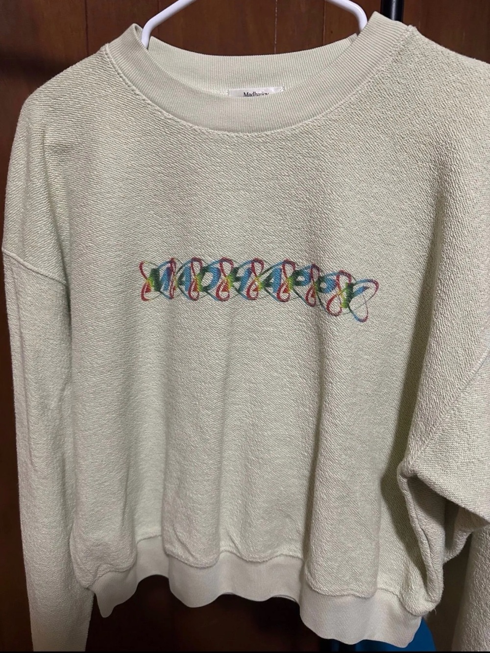 Madhappy Crewneck.
